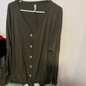 Zenana Premium 2x faux button tie bottom green top